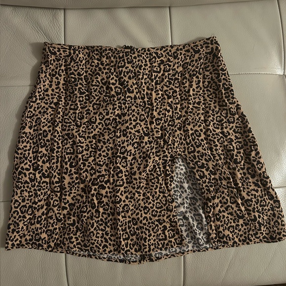 Reformation Margot Skirt- Cheetah/leopard Print - Picture 3 of 3